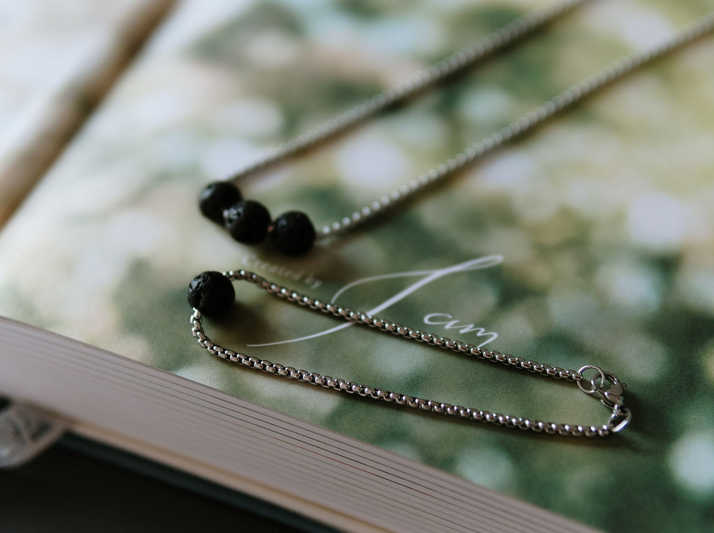 Diffuser Set, Necklace and Bracelet - Black Lava